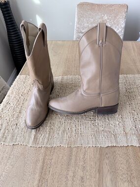 LAREDO Tan Leather Cowgirl Western Boots Size 8 M #6952 Roper Round Toe GUC